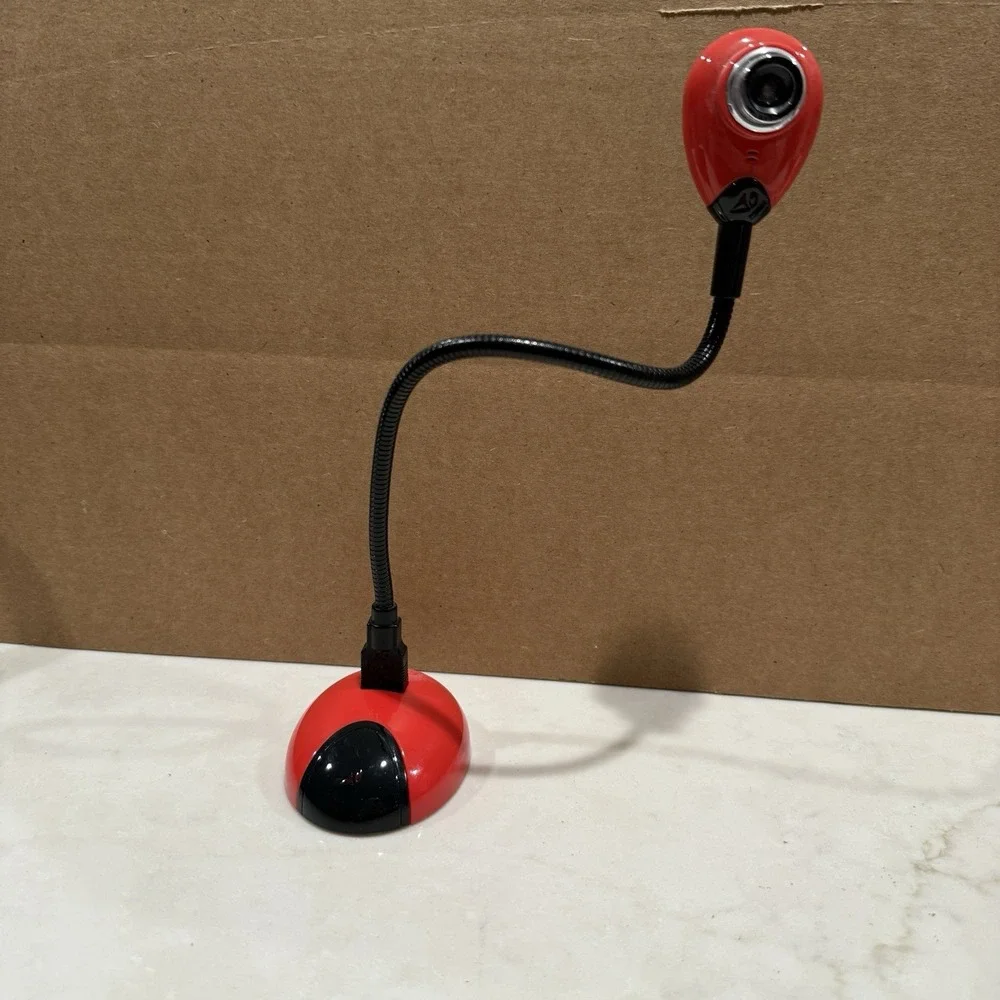 HUE‎ HD Webcam Red - Used